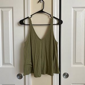 *SOLD* Flowy green tank
